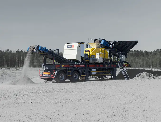 Molino de rodillo NW8HRC marca Metso