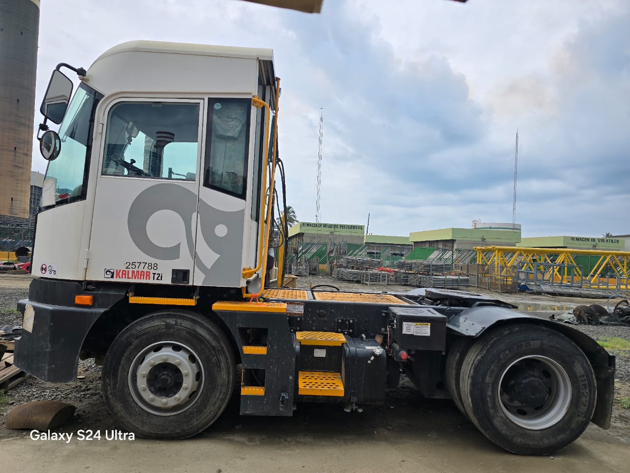 8713 AG